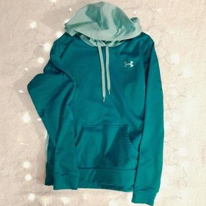 Warm! Under Armor Hoodie M Deeper Colors